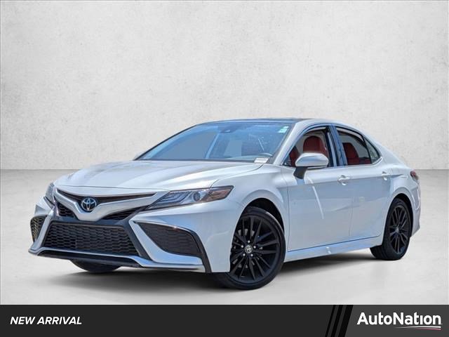 Used 2023 Toyota Camry XSE image 1