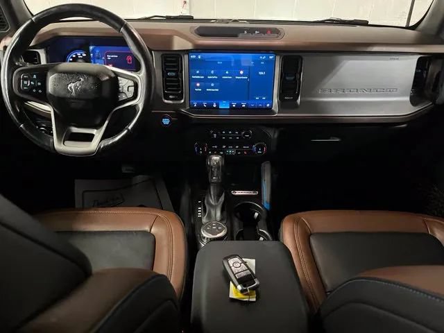 Used 2022 Ford Bronco Outer Banks AWD/4WD image 5