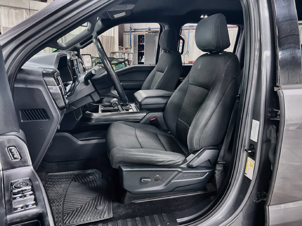 Used 2021 Ford F150 XLT w/ Equipment Group 301A Mid RWD image 13