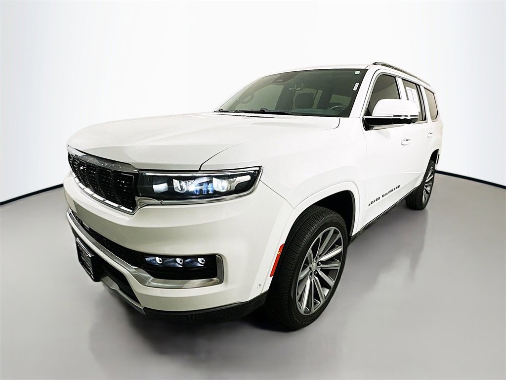 Used 2022 Jeep Grand Wagoneer Series II w/ Convenience Group III image 3