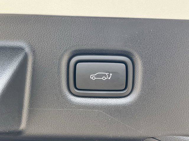 New 2026 Hyundai Ioniq 5 SEL image 8