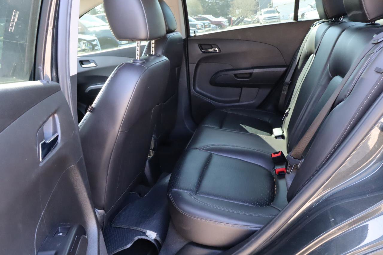 Used 2018 Chevrolet Sonic Premier image 7