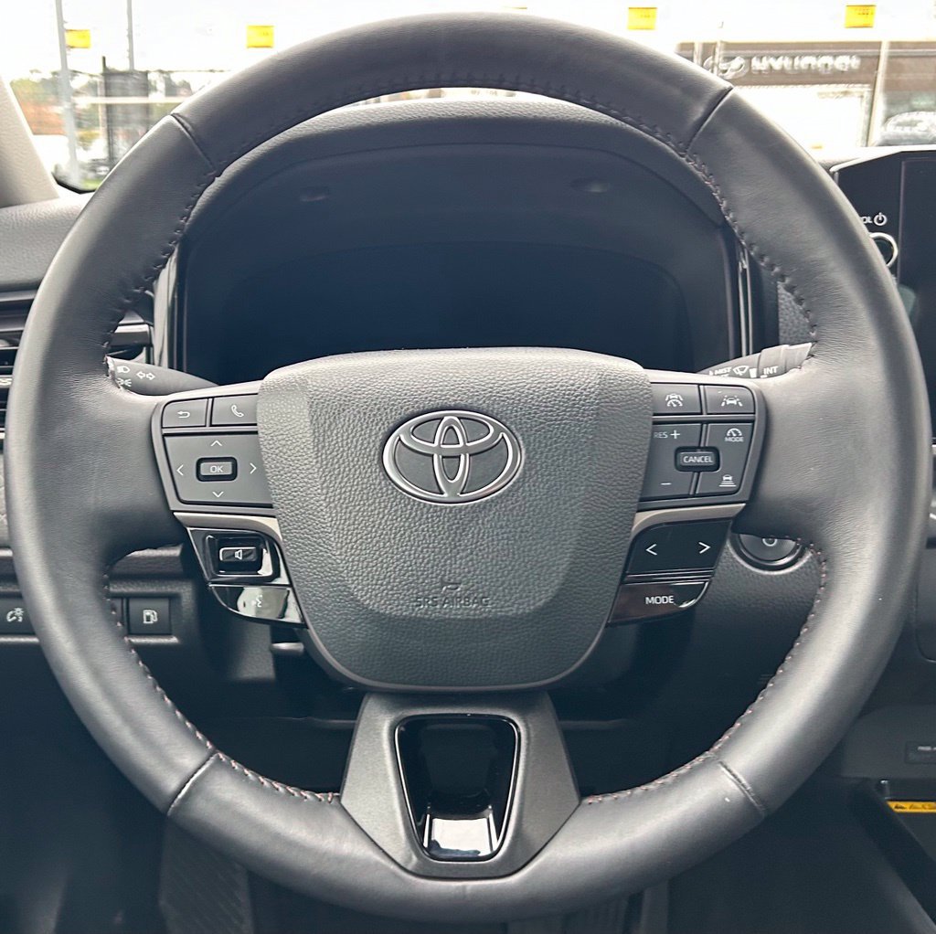 Certified 2025 Toyota Camry XLE FWD image 20