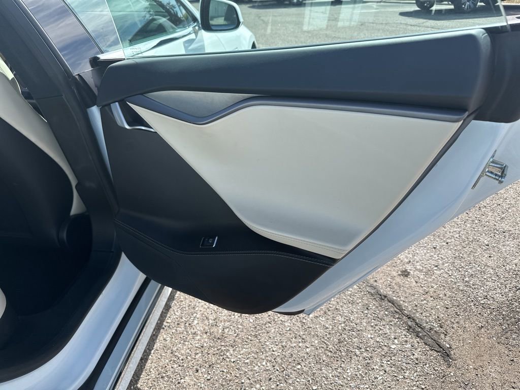 Used 2021 Tesla Model S Long Range AWD/4WD image 23