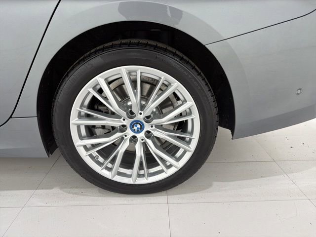 Certified 2023 BMW 330e xDrive w/ Premium Package AWD/4WD image 44