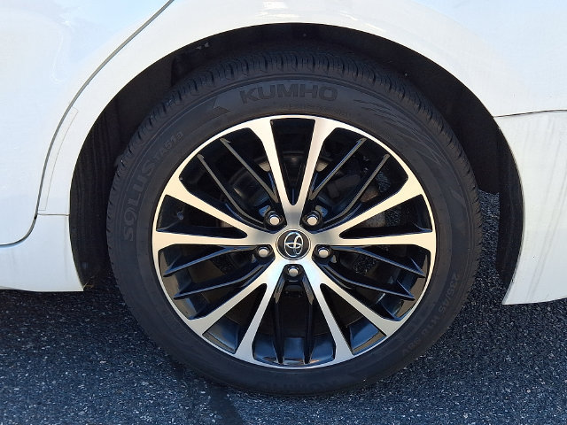 Certified 2020 Toyota Camry SE FWD image 5