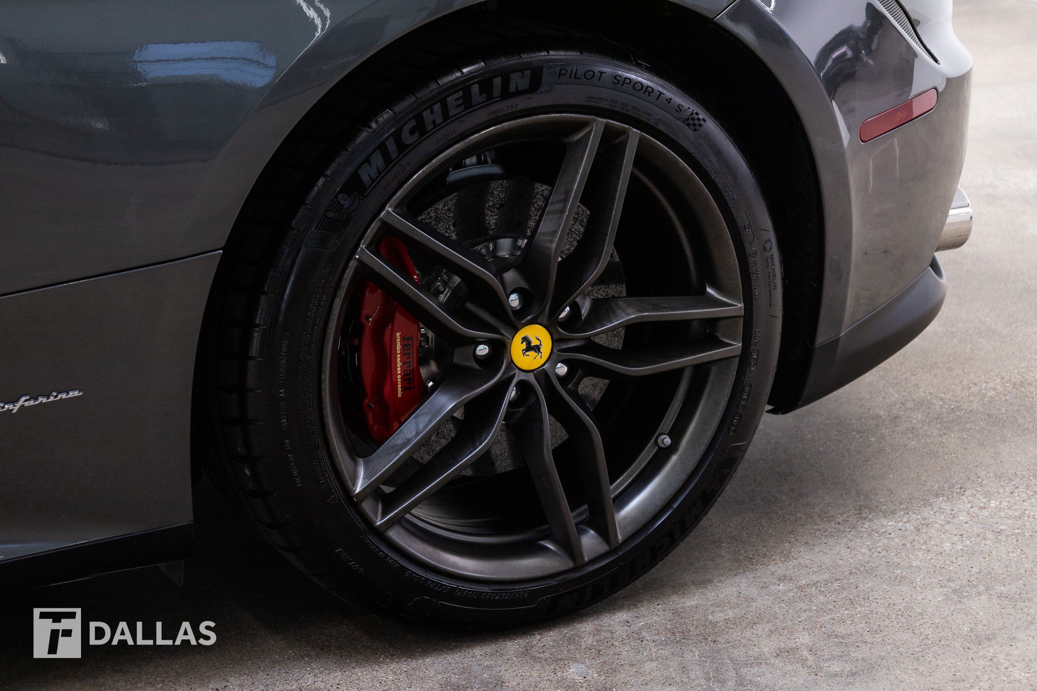 Used 2012 Ferrari FF AWD/4WD image 7