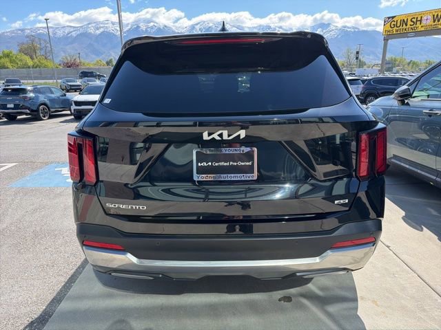 Certified 2025 Kia Sorento S w/ Panoramic Sunroof Package AWD/4WD image 6