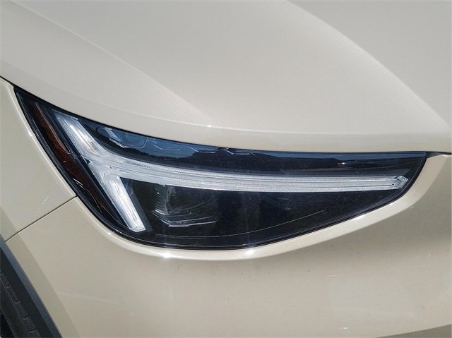 New 2025 Volvo XC40 B5 Plus w/ Protection Package Premier image 7