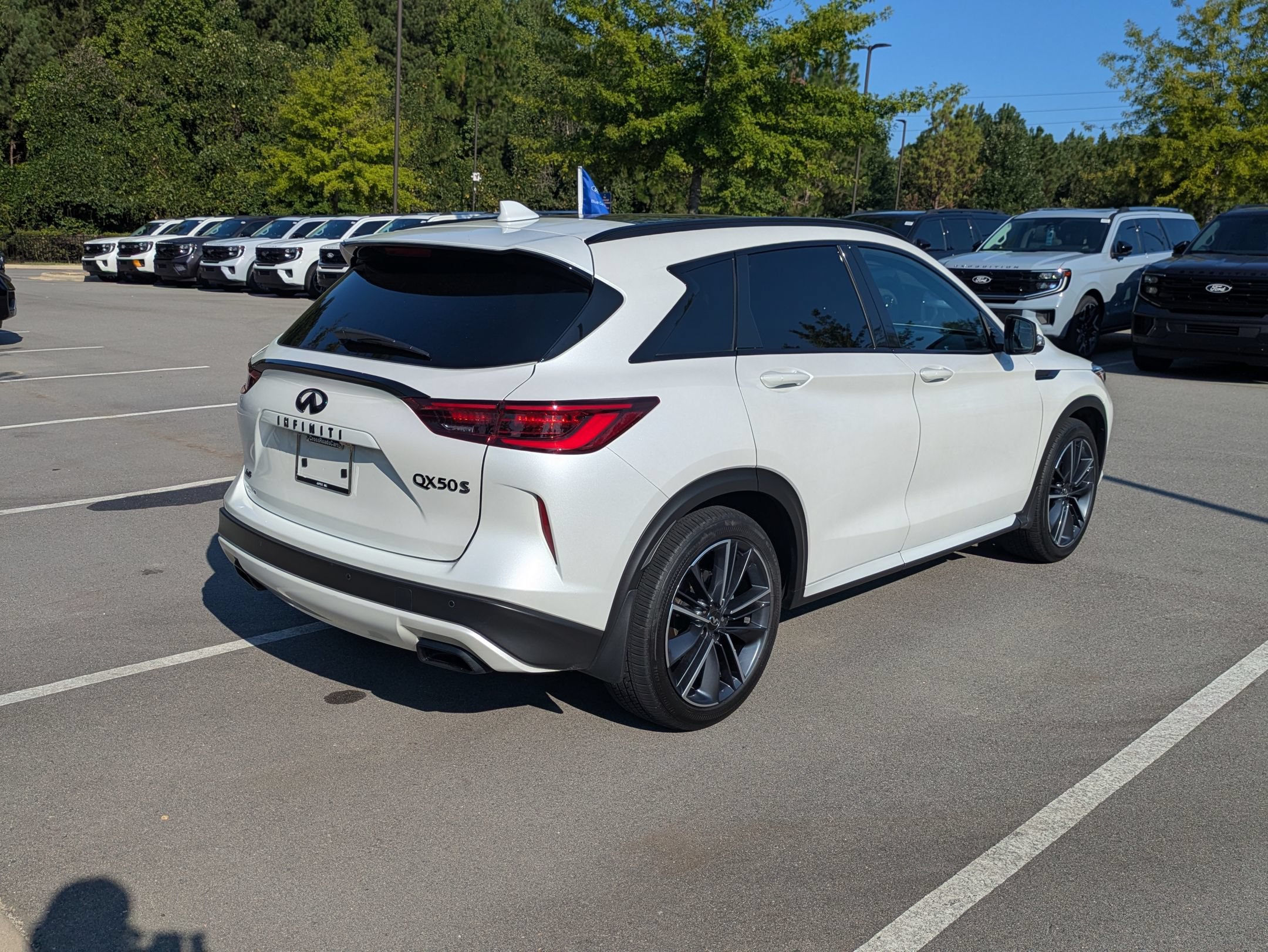 Used 2025 INFINITI QX50 Sport AWD/4WD image 4