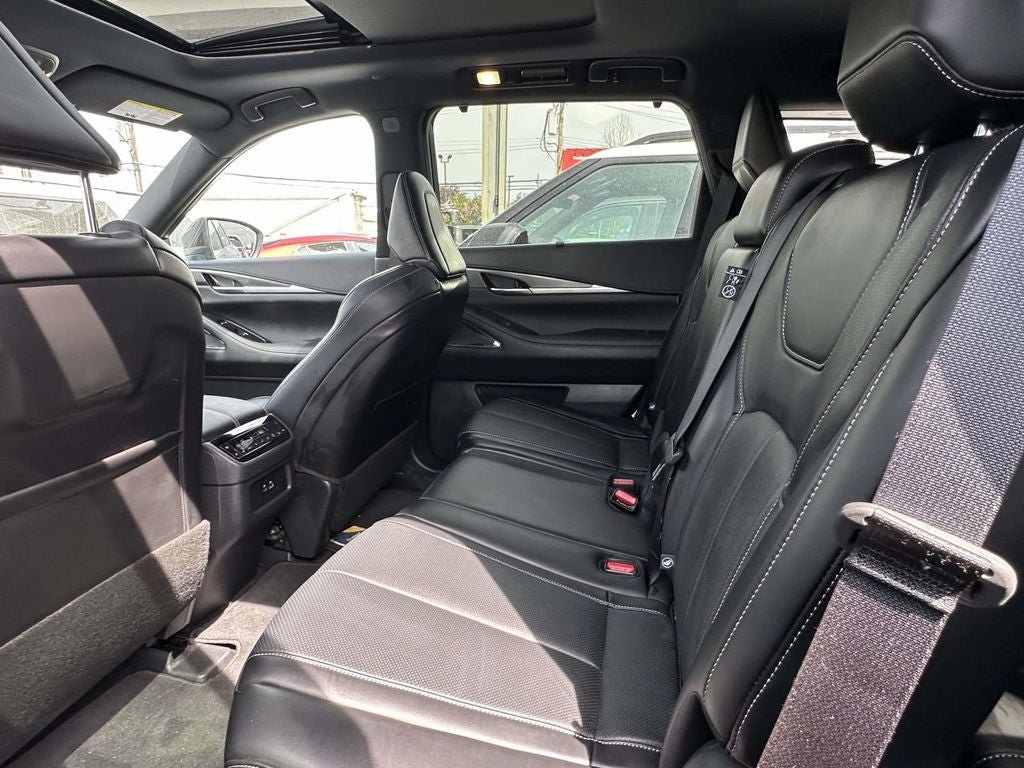 Used 2025 INFINITI QX60 Luxe w/ Black Edition AWD/4WD image 14