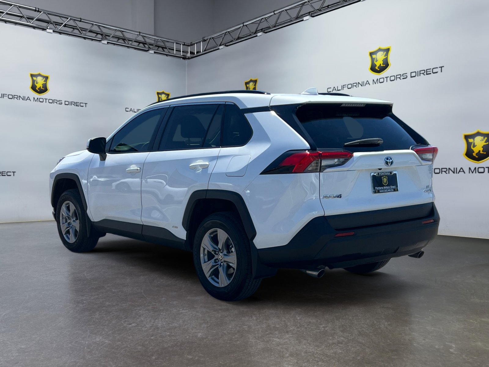Used 2024 Toyota RAV4 LE image 3