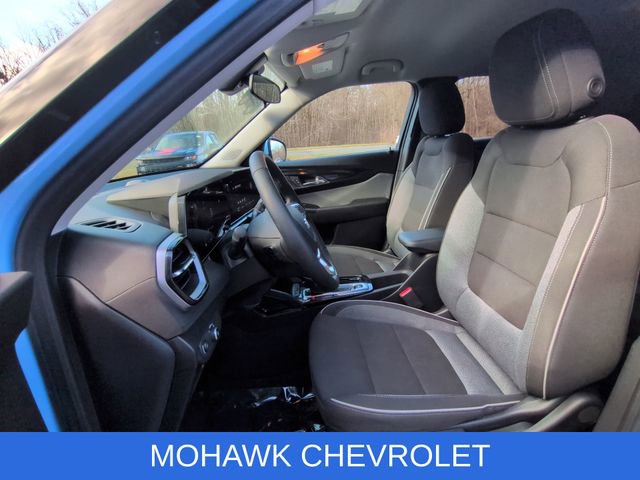 Certified 2024 Chevrolet TrailBlazer LT w/ LT Cold Weather Package image 19