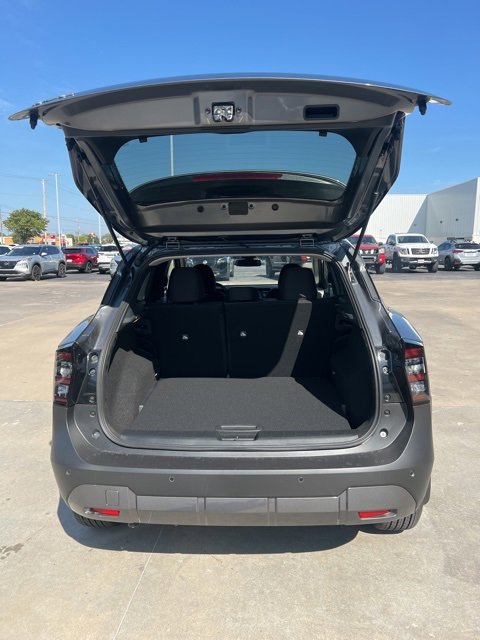 New 2026 Nissan Kicks SV image 5