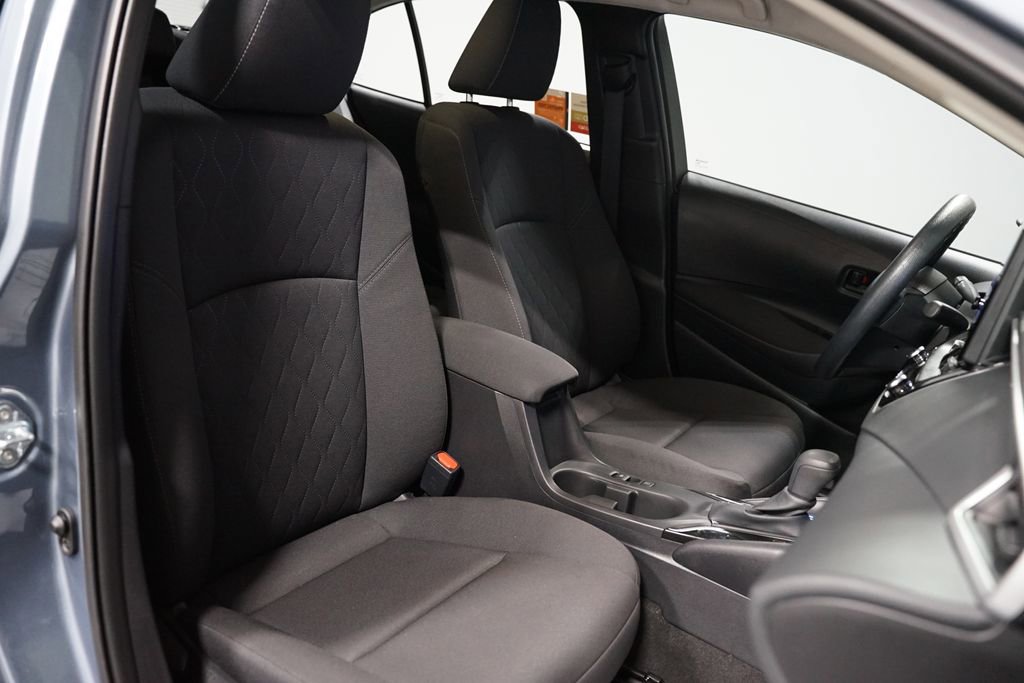 Certified 2025 Toyota Corolla LE image 25