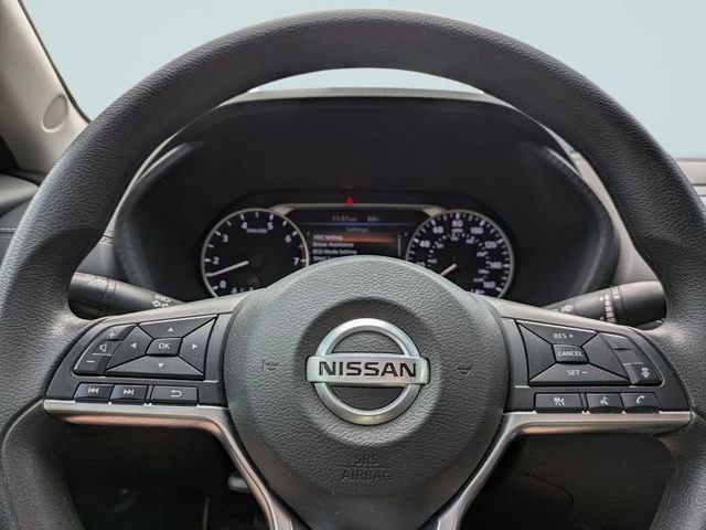 Used 2023 Nissan Sentra SV image 27