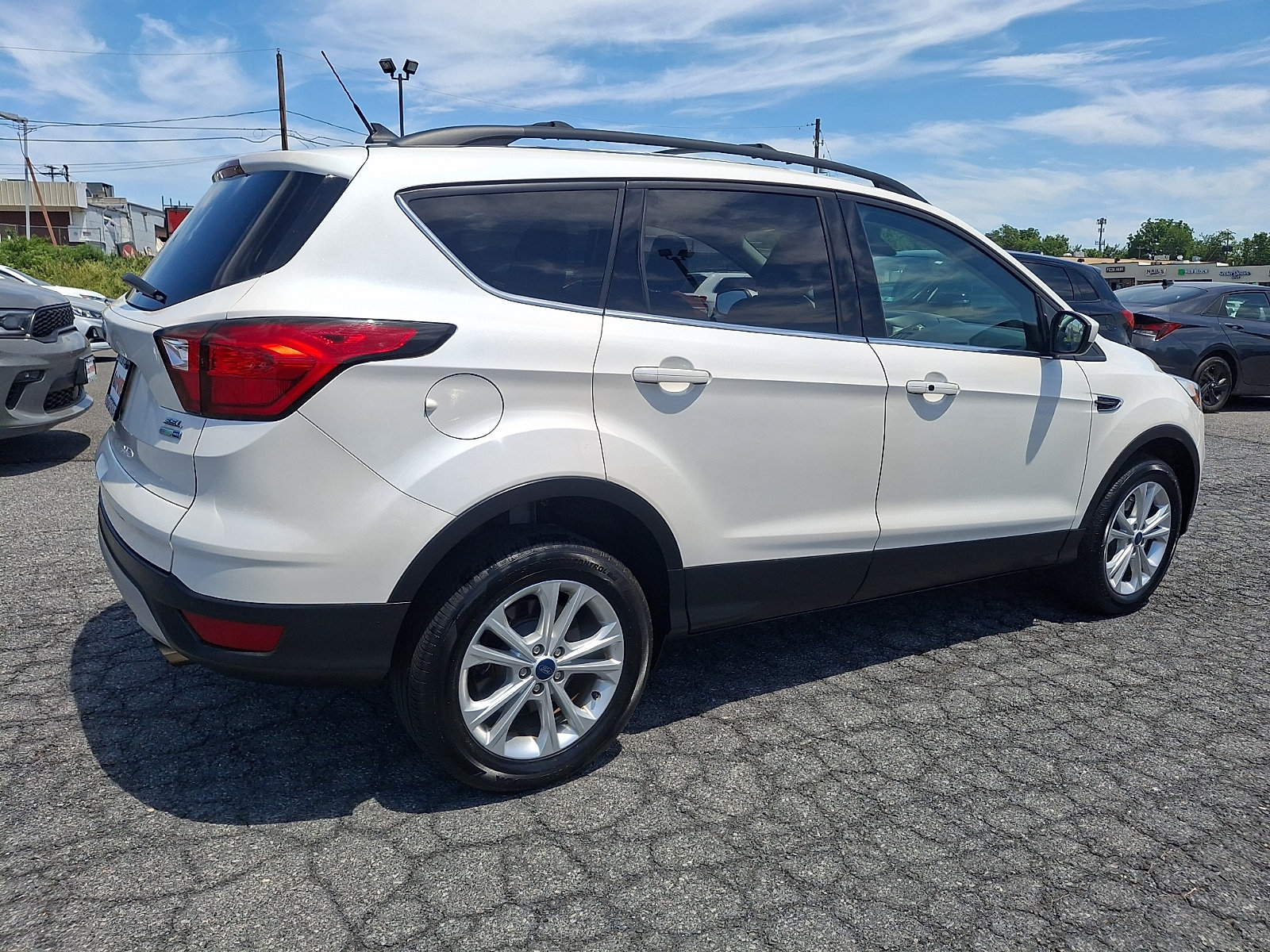 Used 2019 Ford Escape SEL AWD/4WD image 6