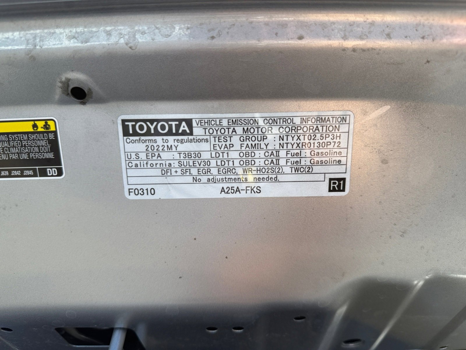 Used 2022 Toyota RAV4 XLE image 27