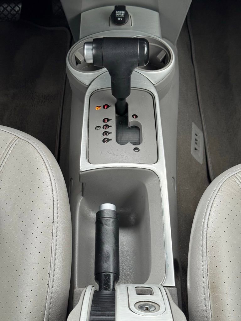 Used 2004 Volkswagen Beetle GLS image 12