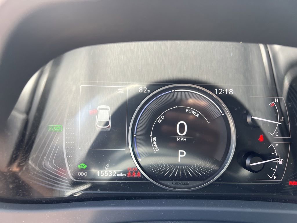 Used 2024 Lexus UX 250h FWD w/ Premium Package image 2