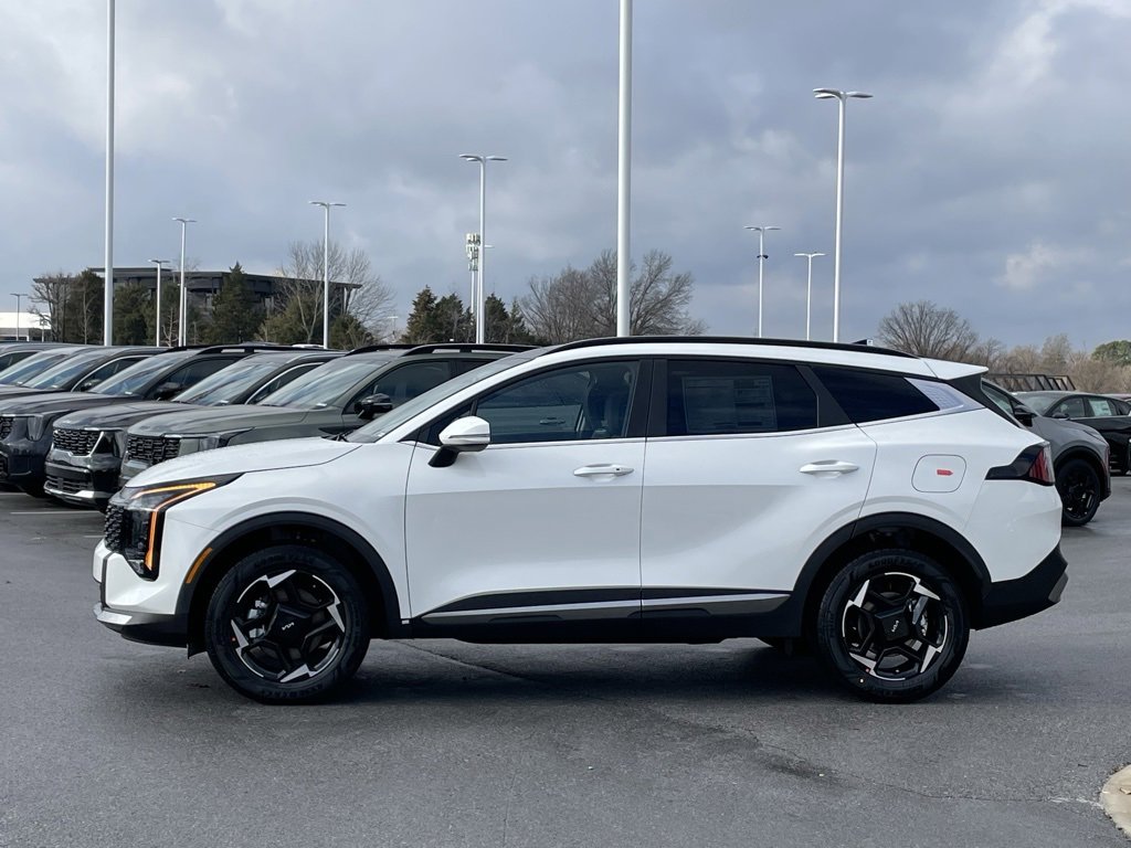 New 2026 Kia Sportage EX image 4