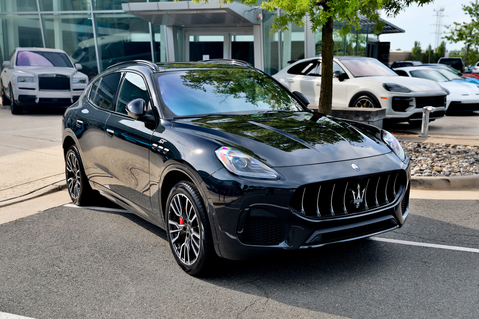 New 2024 Maserati Grecale GT image 3