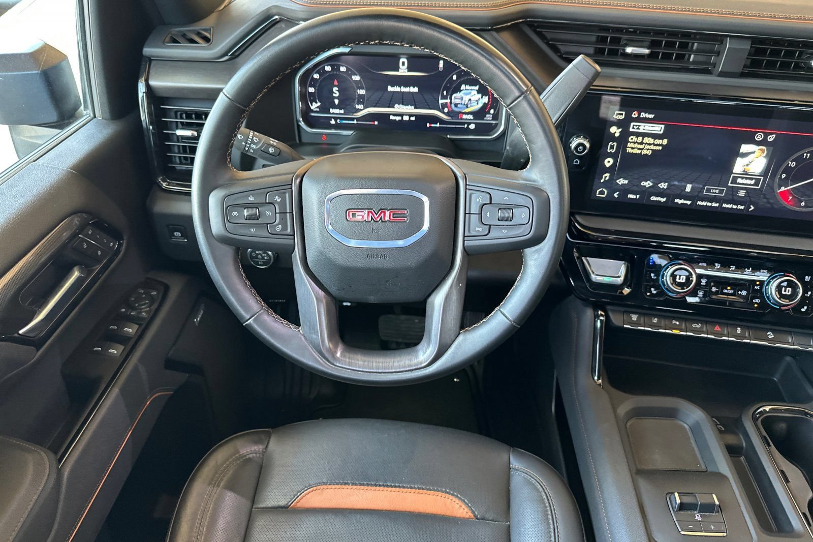 Certified 2025 GMC Sierra 2500 AT4 w/ AT4 Premium Plus Package AWD/4WD image 15