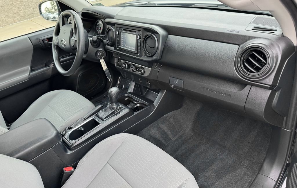 Used 2019 Toyota Tacoma SR w/ SX Package image 27