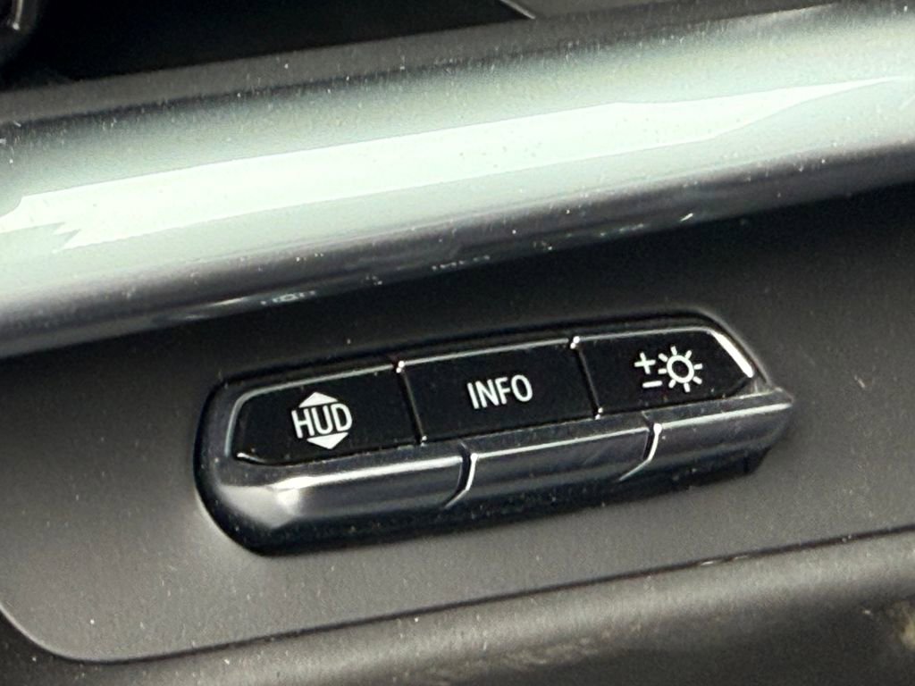 New 2025 Chevrolet Corvette E-Ray image 32