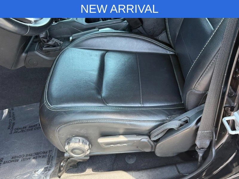 Used 2022 Jeep Wrangler Unlimited Sahara AWD/4WD image 17