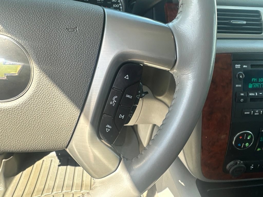 Used 2012 Chevrolet Suburban LT w/ All-Star Edition AWD/4WD image 9