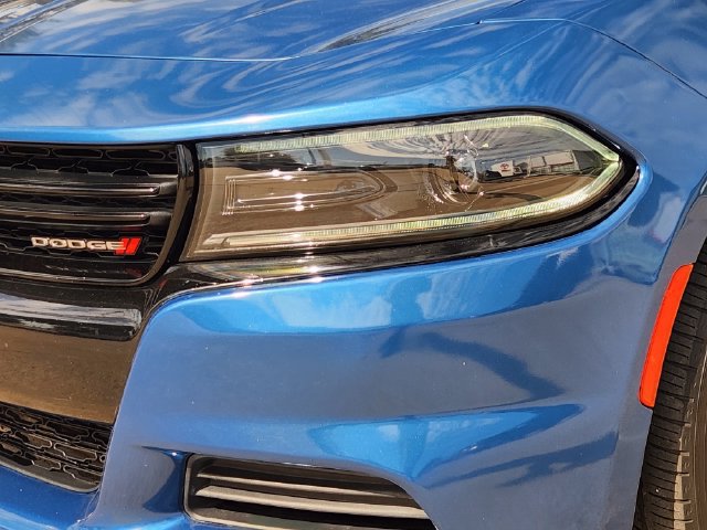 Used 2022 Dodge Charger SXT w/ Blacktop Package RWD image 6