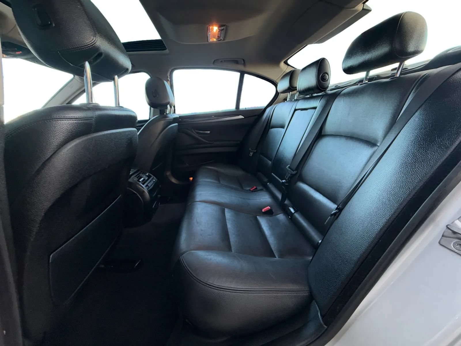 Used 2014 BMW 535d xDrive AWD/4WD image 16