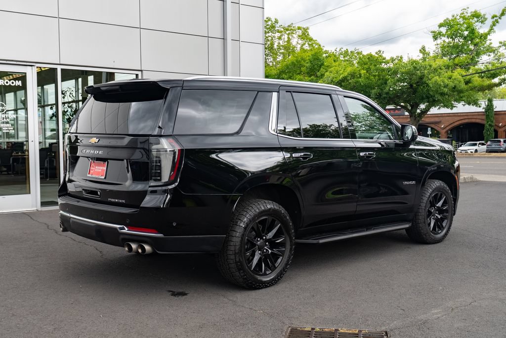 Used 2026 Chevrolet Tahoe Premier AWD/4WD image 6