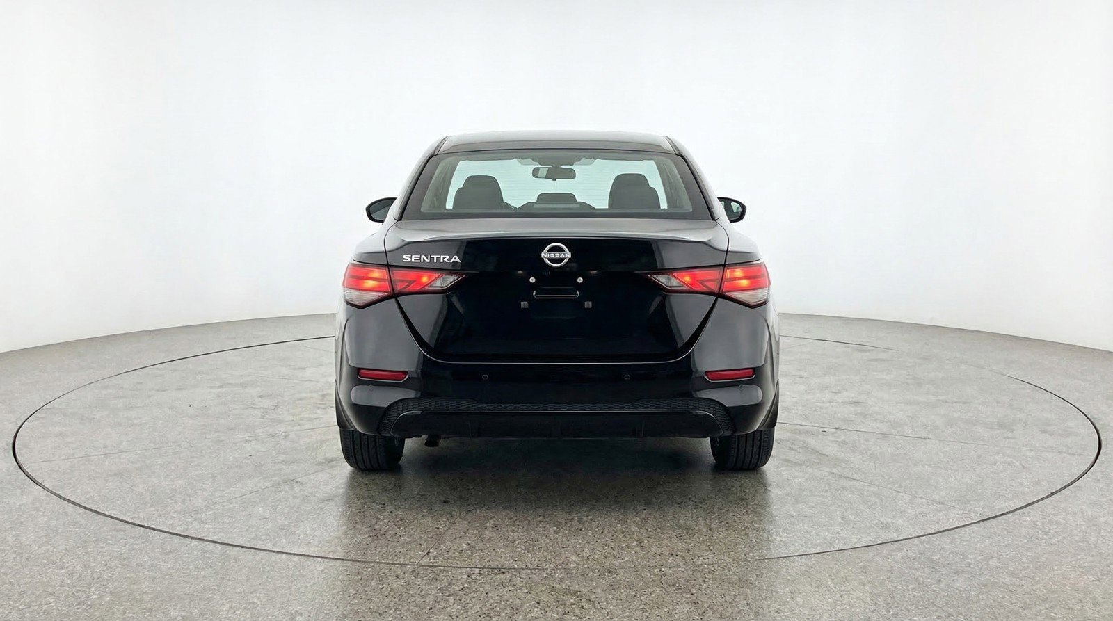 Used 2025 Nissan Sentra S image 7