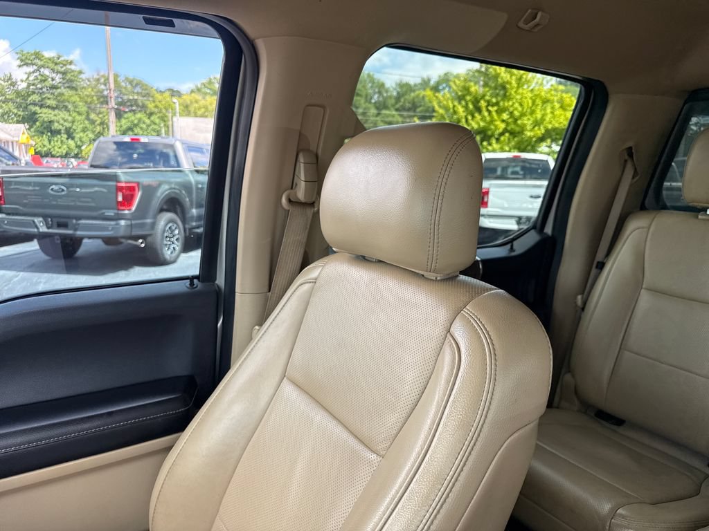 Used 2017 Ford F150 Lariat w/ Equipment Group 502A Luxury AWD/4WD image 38