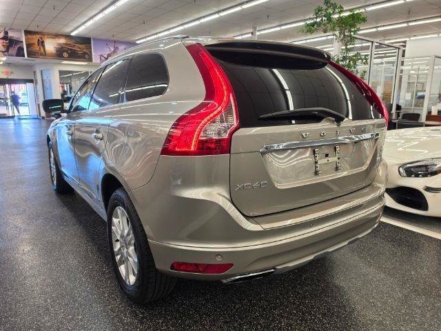 Used 2016 Volvo XC60 T5 Premier w/ Climate Package AWD/4WD image 7