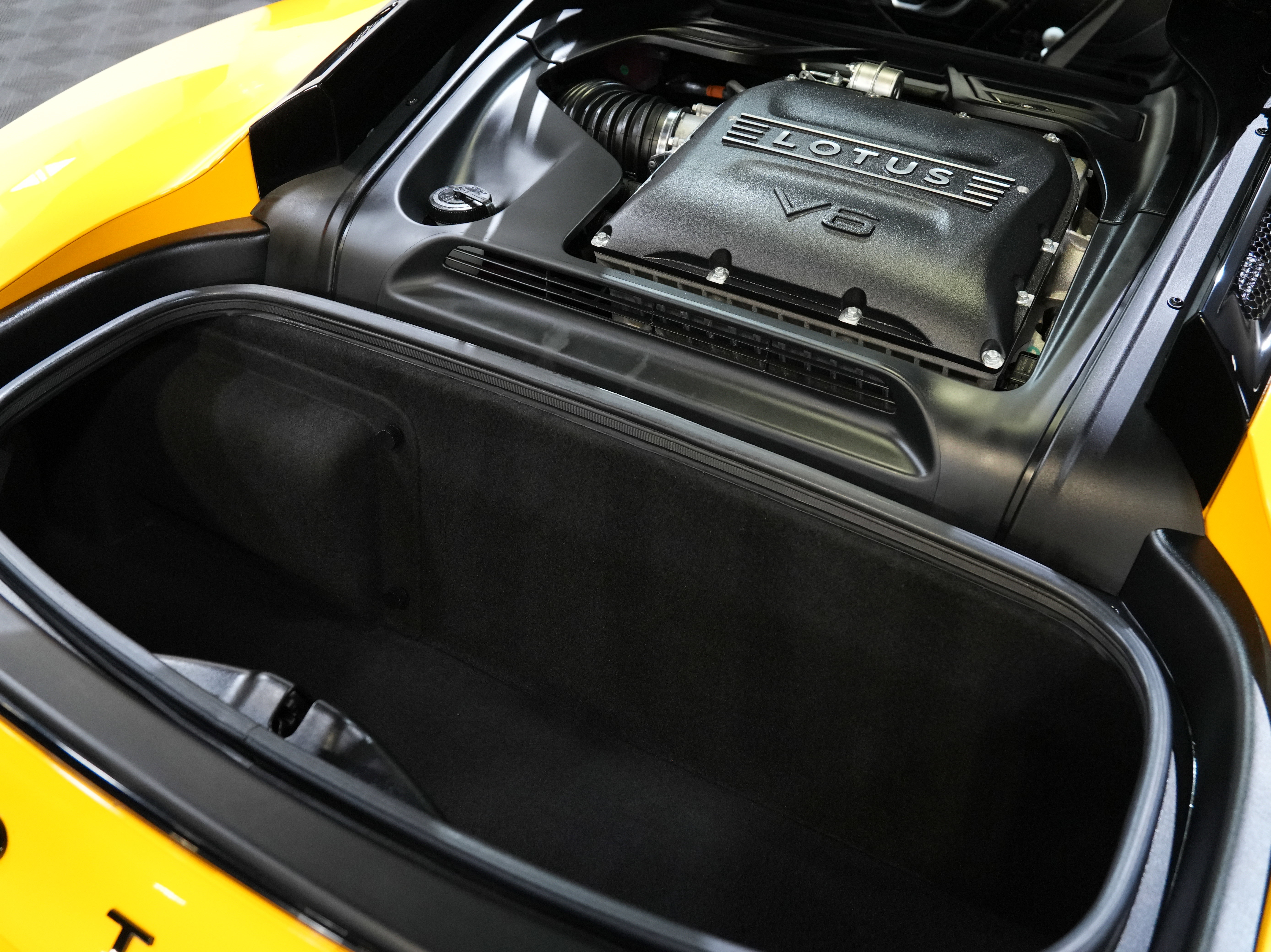 Used 2024 Lotus Emira First Edition image 47