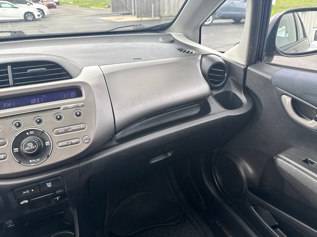 Used 2010 Honda Fit Sport image 21