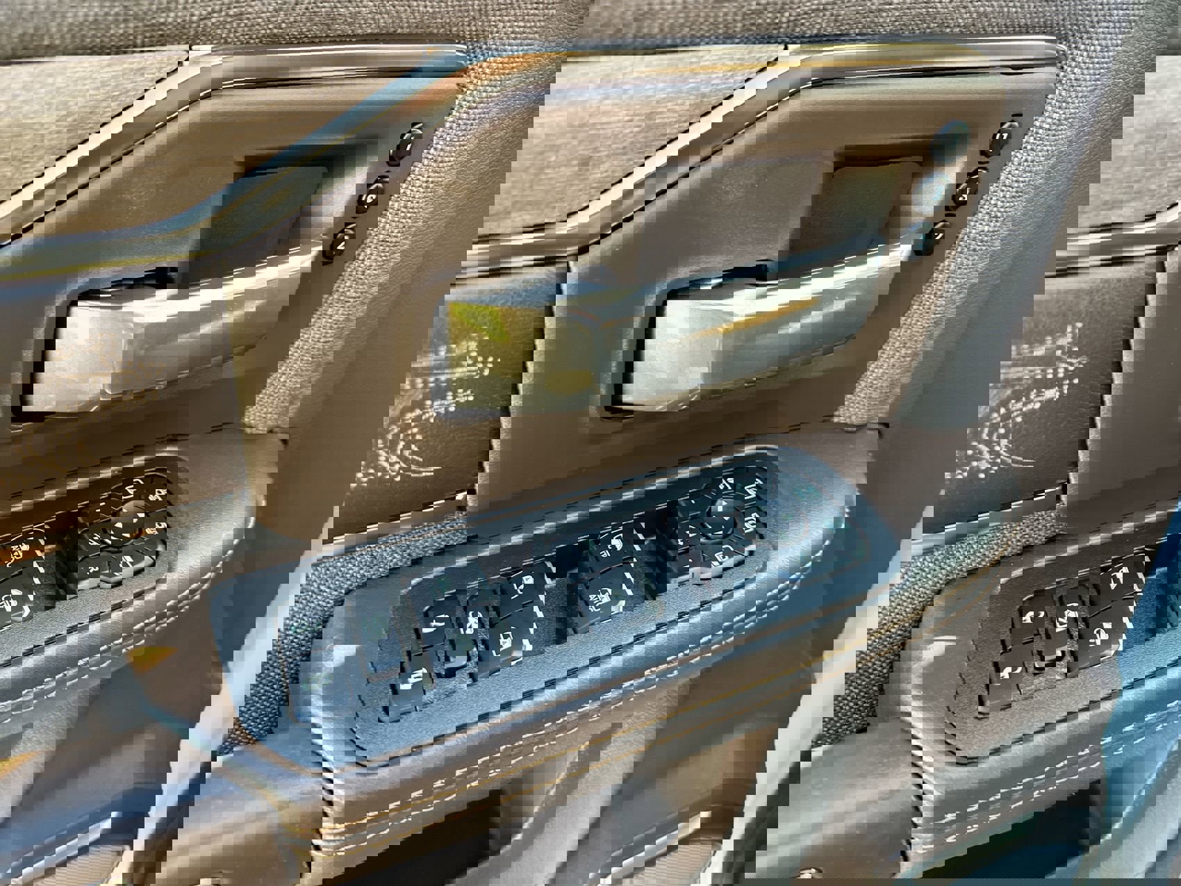 Used 2025 RAM 2500 Limited image 13