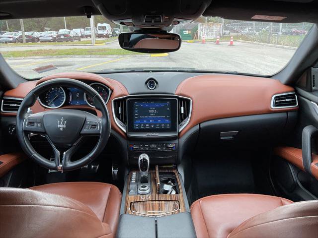 Used 2017 Maserati Ghibli S image 30