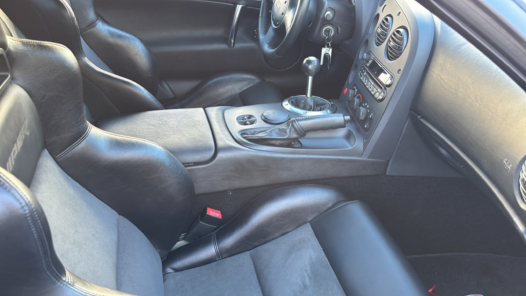 Used 2005 Dodge Viper SRT-10 RWD image 16