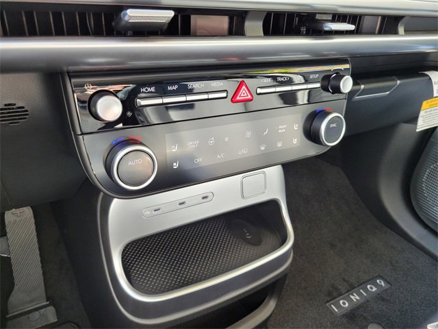 New 2026 Hyundai Ioniq 9 Limited image 18