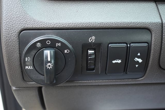 Used 2009 Ford Taurus Limited AWD/4WD image 22