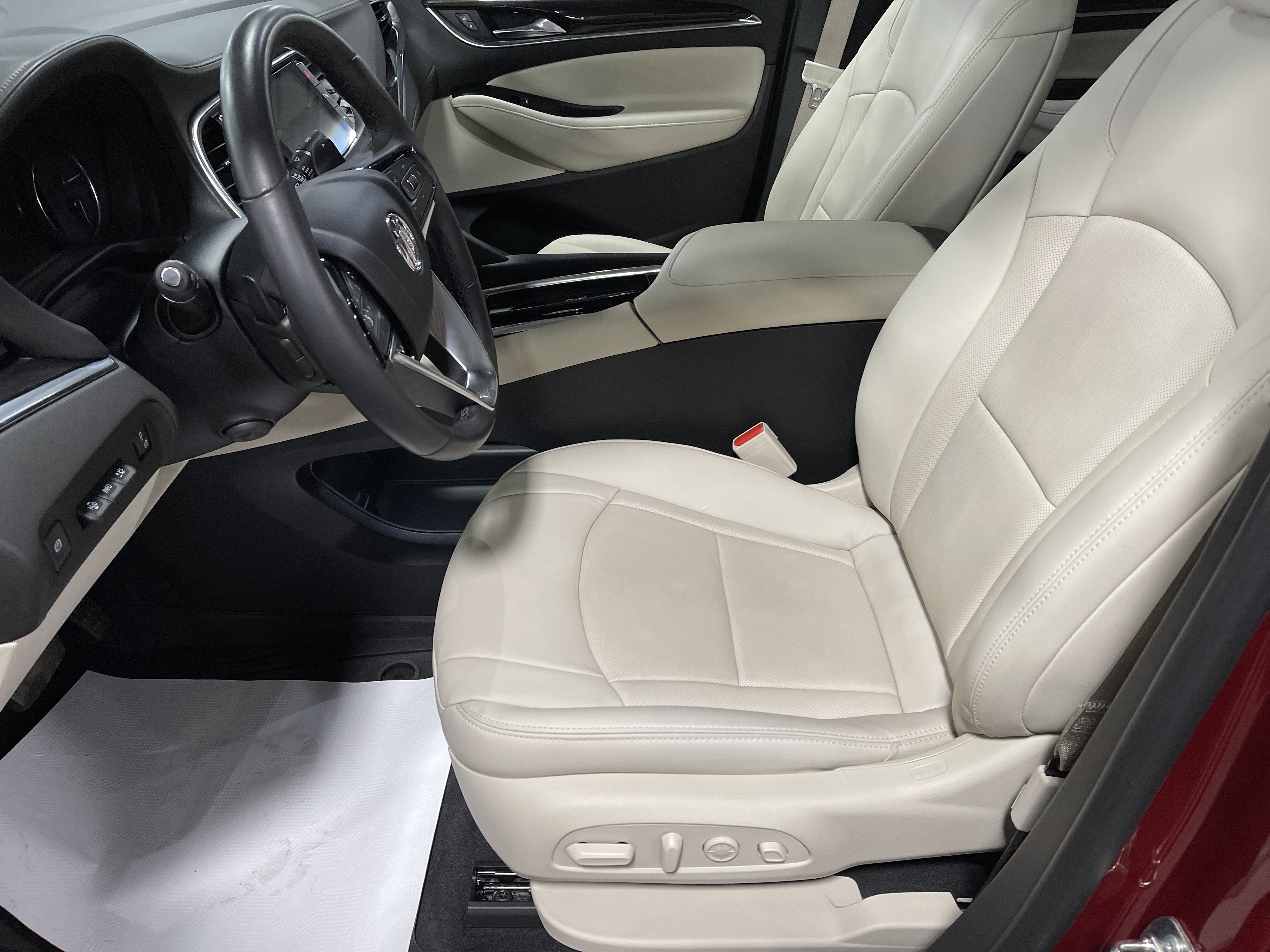 Used 2023 Buick Enclave Premium w/ Experience Buick Package image 10