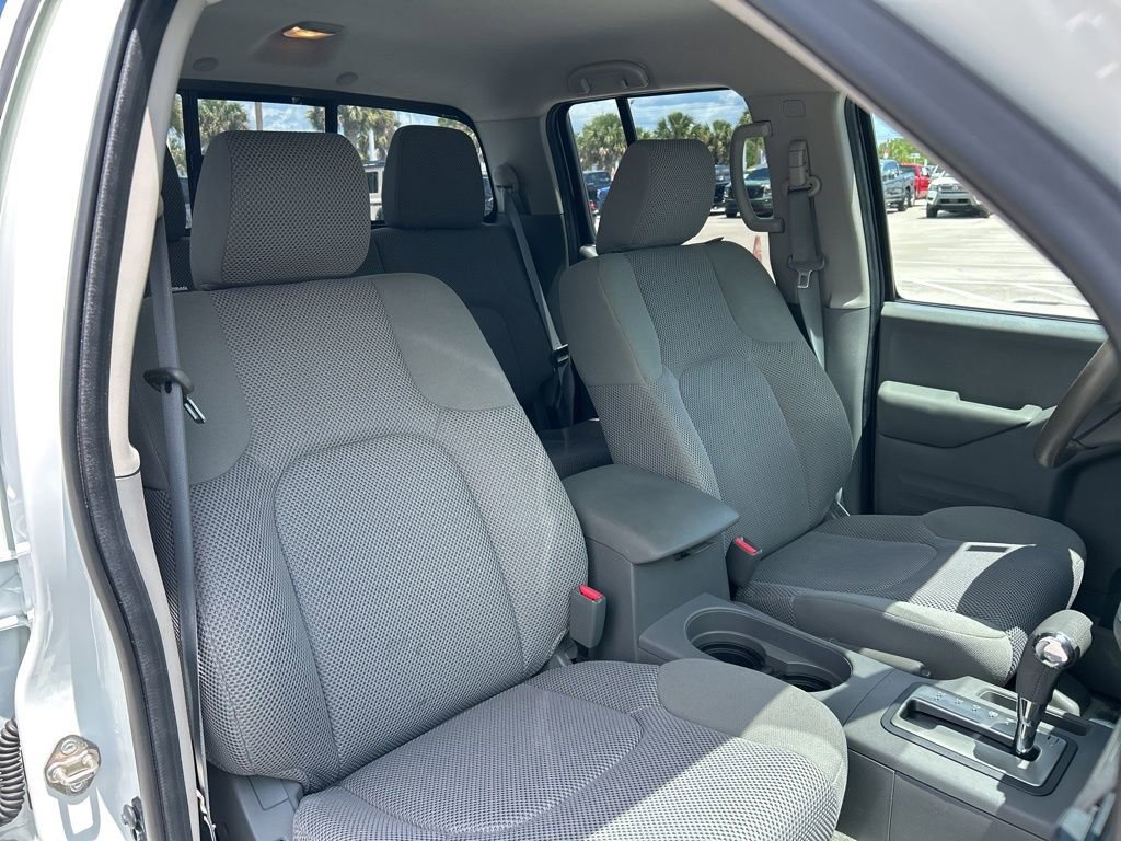 Used 2017 Nissan Frontier SV w/ SV Value Truck Package RWD image 42