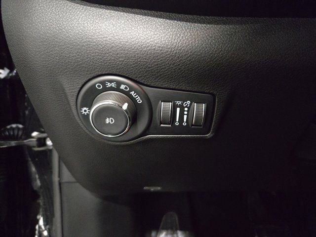 New 2025 Jeep Compass Limited w/ High Altitude Package image 28