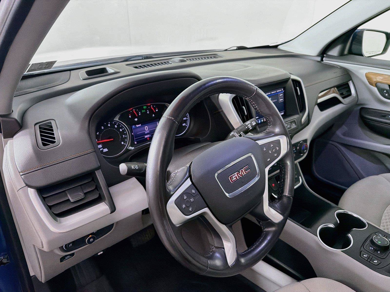 Used 2020 GMC Terrain SLE w/ Driver Convenience Package AWD/4WD image 16