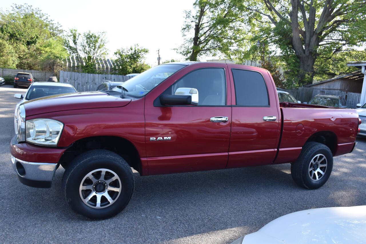 Used 2008 Dodge Ram 1500 Truck ST AWD/4WD image 3