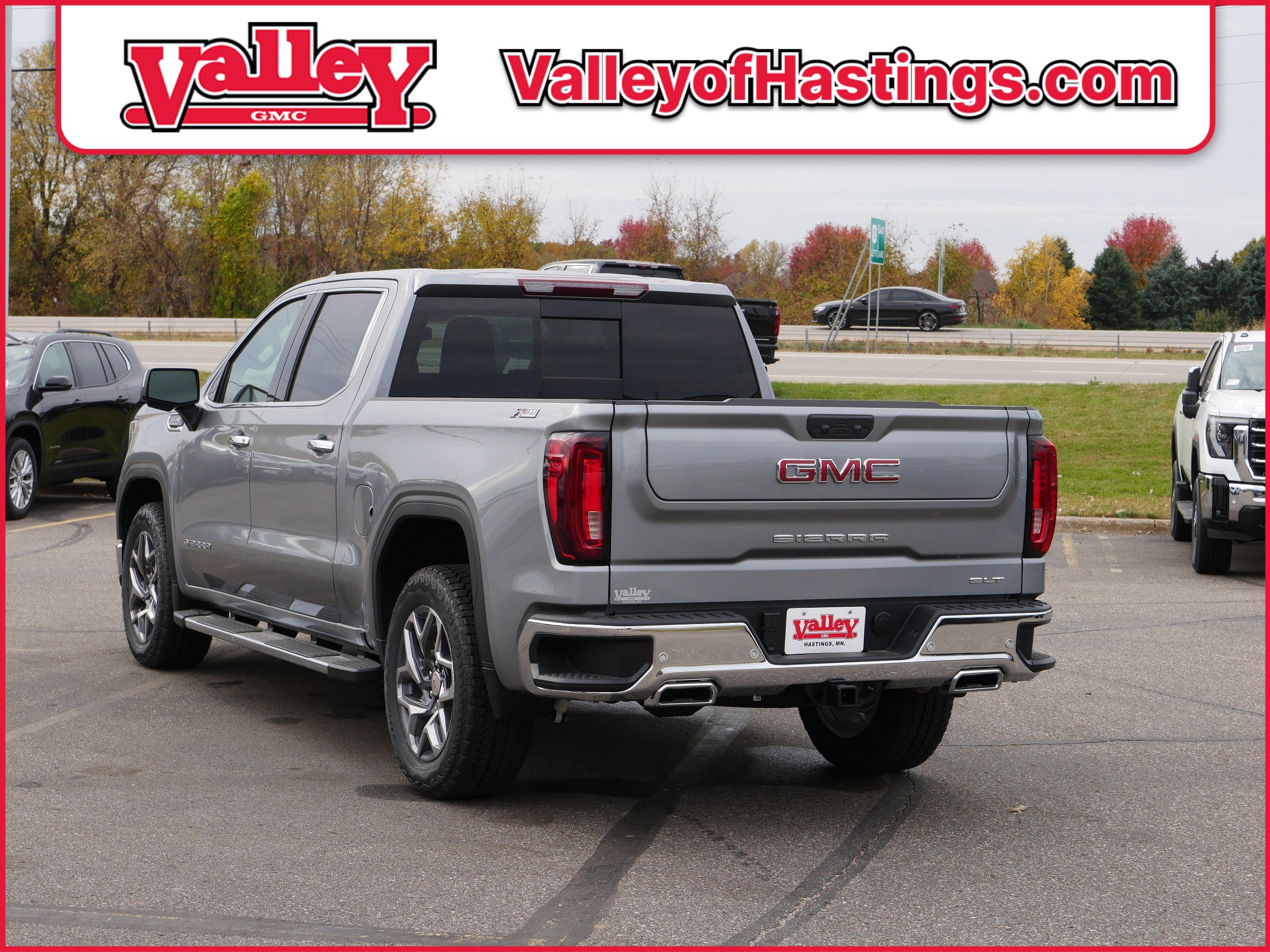 New 2026 GMC Sierra 1500 SLT w/ SLT Premium Plus Package image 3